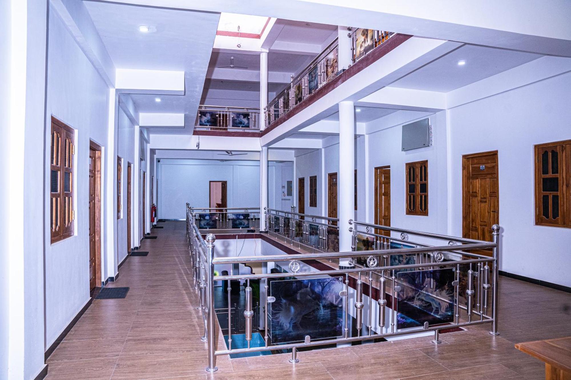 טרינקומאלה Theevanni Resort מראה חיצוני תמונה