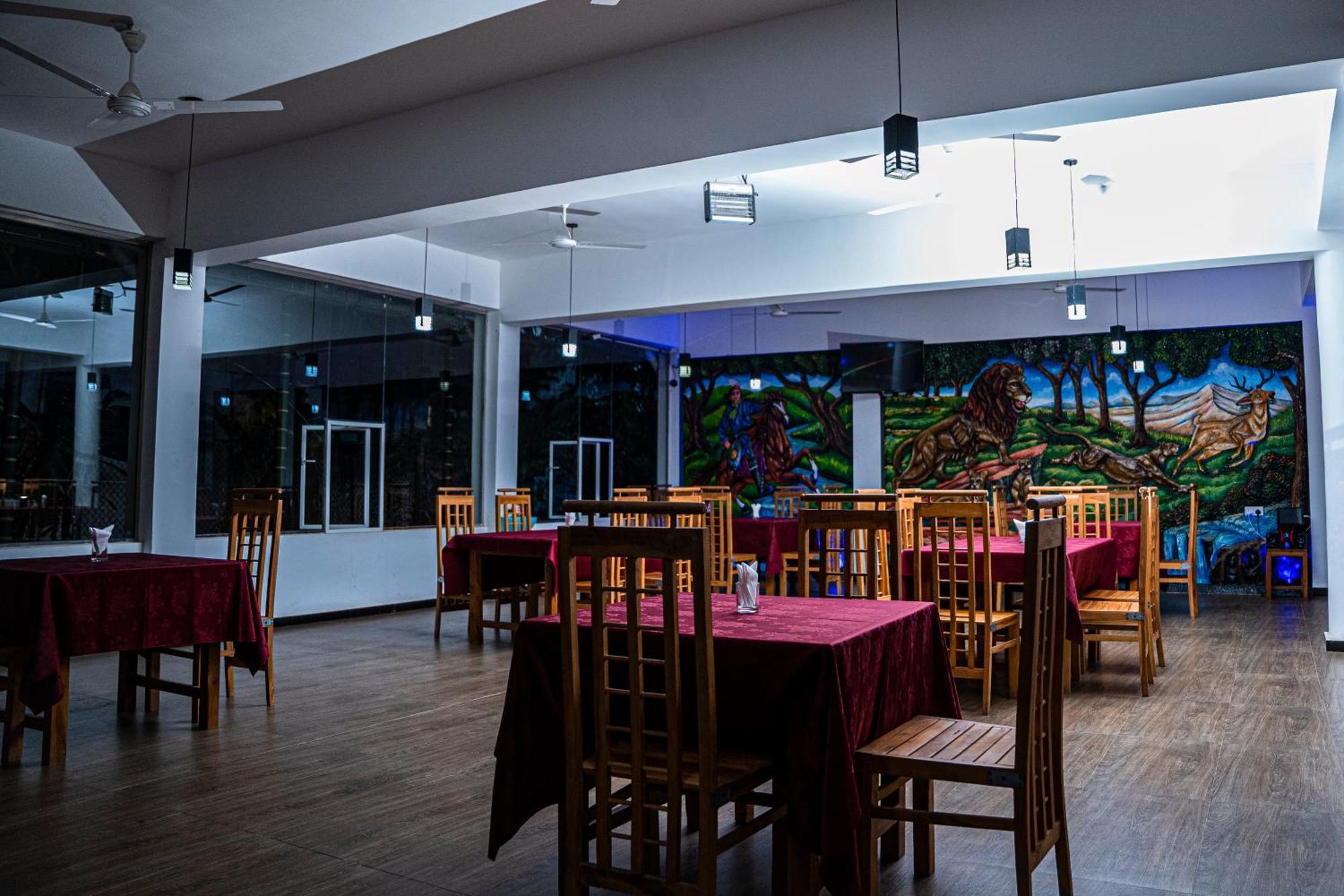 טרינקומאלה Theevanni Resort מראה חיצוני תמונה