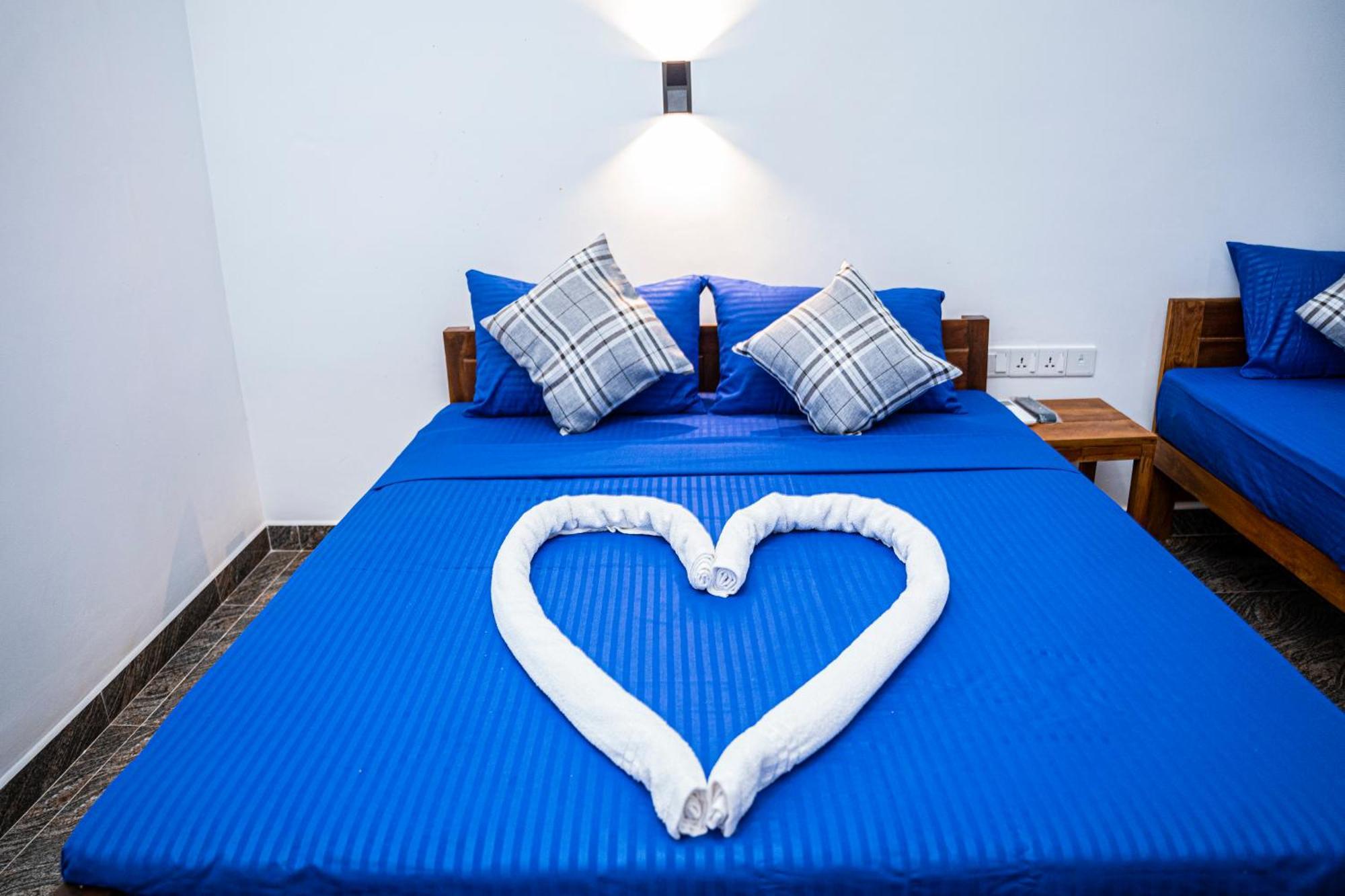 טרינקומאלה Theevanni Resort מראה חיצוני תמונה